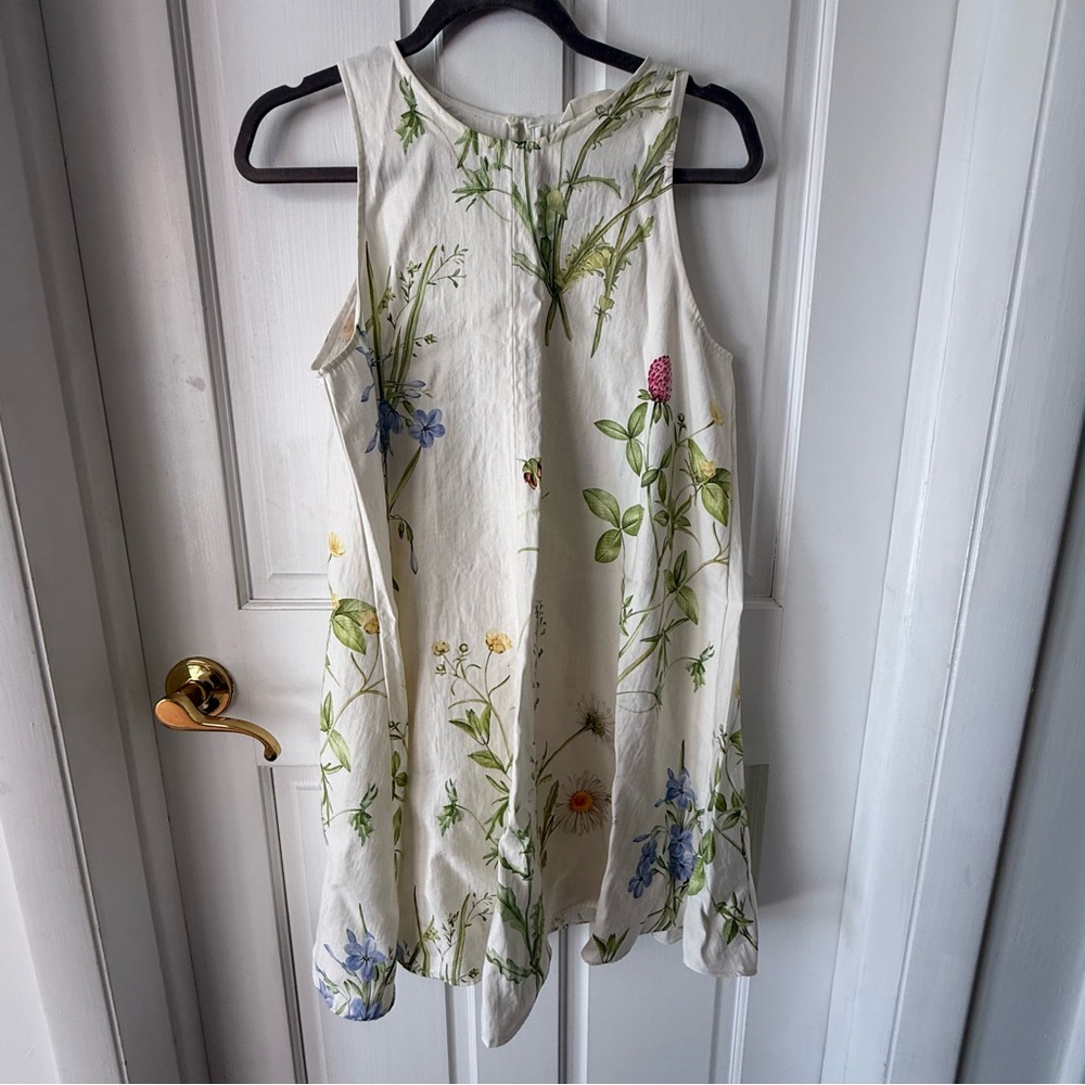 H&M White and Green Floral Top